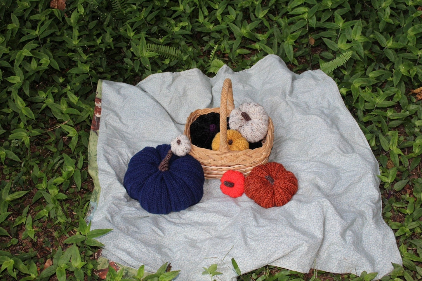 Crochet pumpkins - Cozy Shire Co.