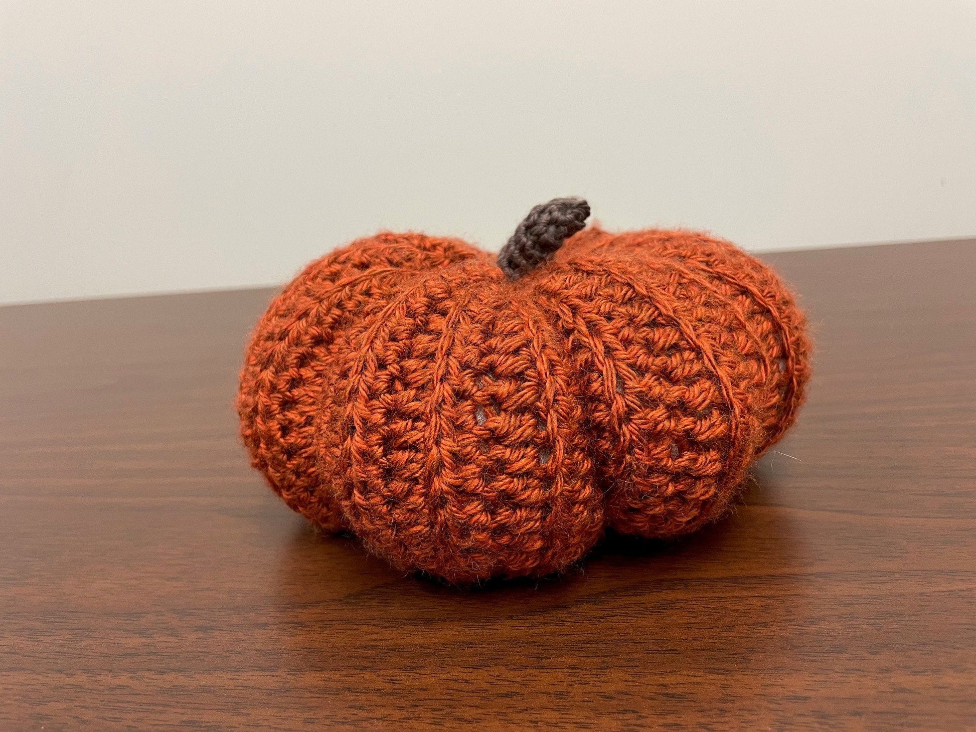 Crochet pumpkins - Cozy Shire Co.